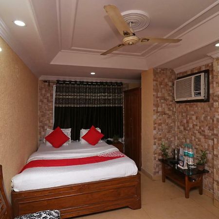 Oyo Flagship 16209 Hotel Ambar Palace Calcutta Calcutta Bara Bazar Εξωτερικό φωτογραφία