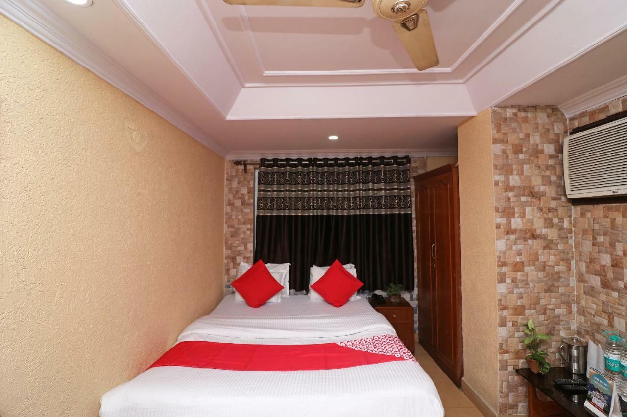 Oyo Flagship 16209 Hotel Ambar Palace Calcutta Calcutta Bara Bazar Εξωτερικό φωτογραφία