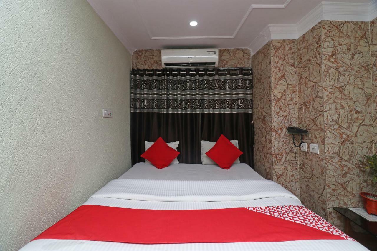 Oyo Flagship 16209 Hotel Ambar Palace Calcutta Calcutta Bara Bazar Εξωτερικό φωτογραφία
