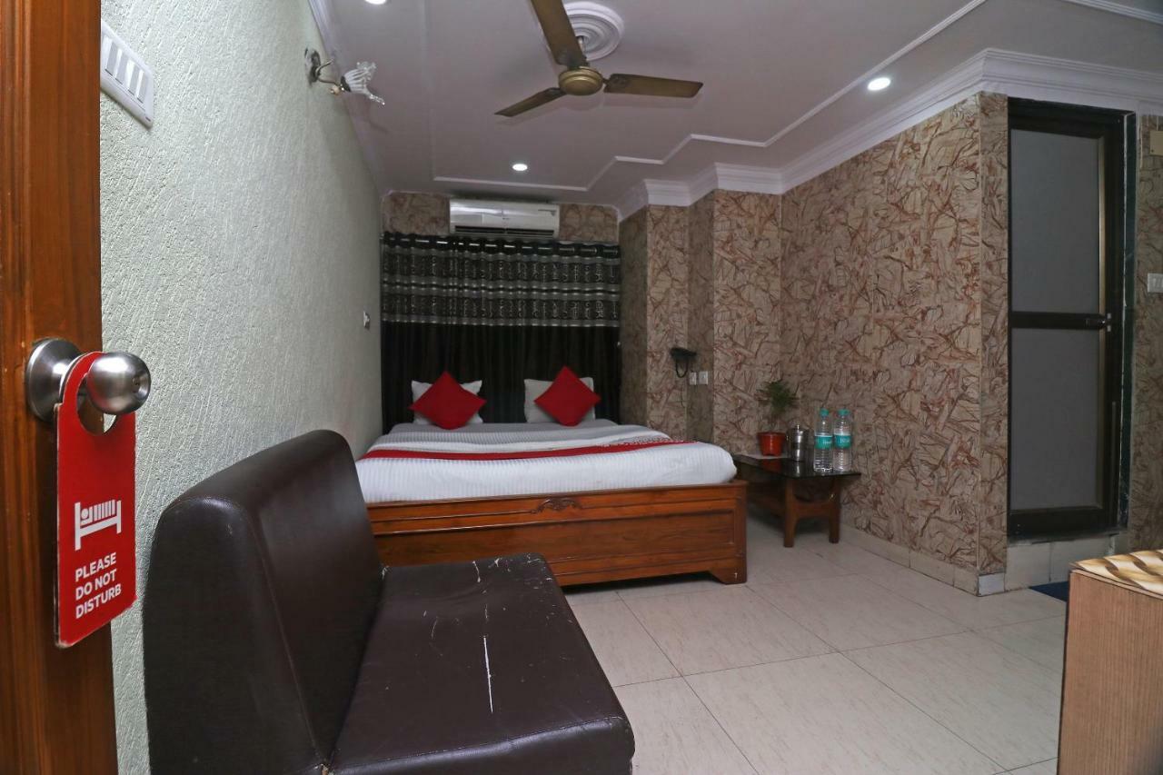 Oyo Flagship 16209 Hotel Ambar Palace Calcutta Calcutta Bara Bazar Εξωτερικό φωτογραφία